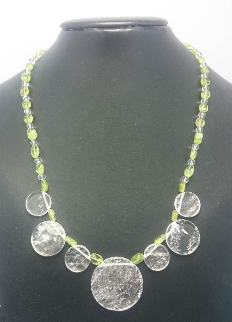 Edelsteine Halskette "Thalia" aus Bergkristall und Peridot